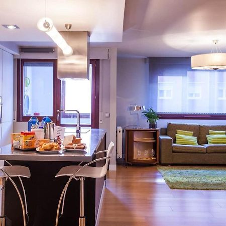 Appartamento Piso moderno, céntrico y con garaje gratis Bilbao Esterno foto